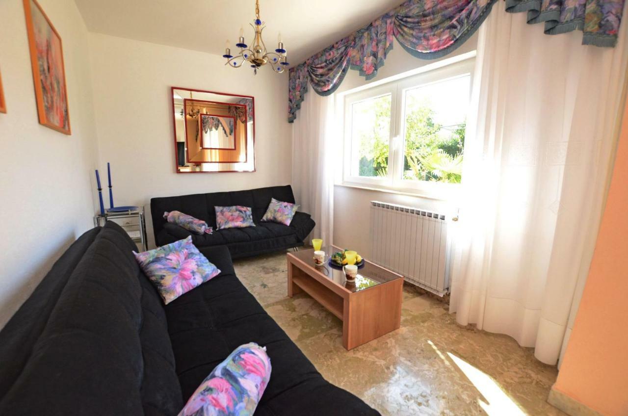 Villa Di Te Nema Pula Eksteriør billede
